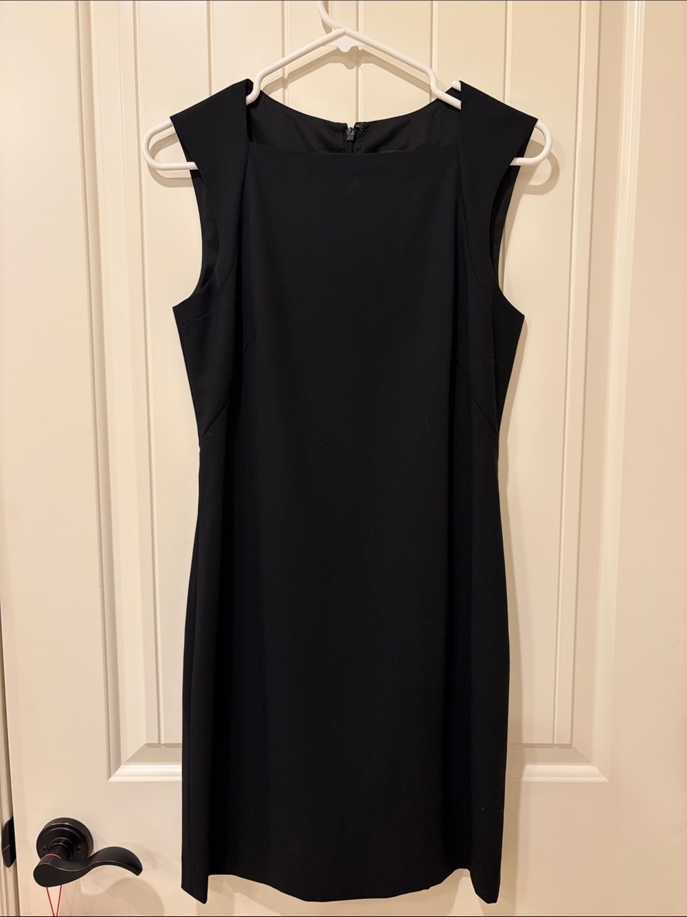 NWOT Theory Almeria Classic Black Sleeveless Sheath Dress
